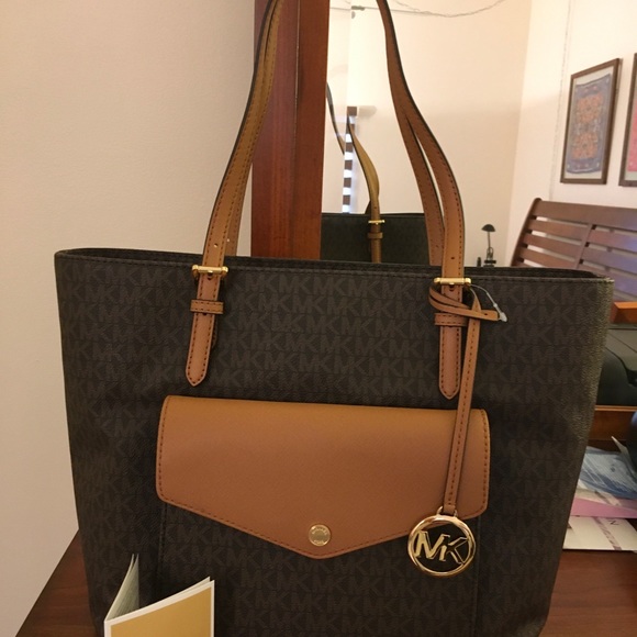 🔴 SOLD🔴 Michael  Kors  Jet set collection - Picture 8 of 11